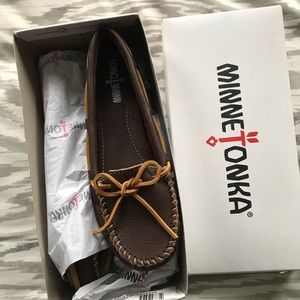 New in box! Minnetonka leather moccasins
